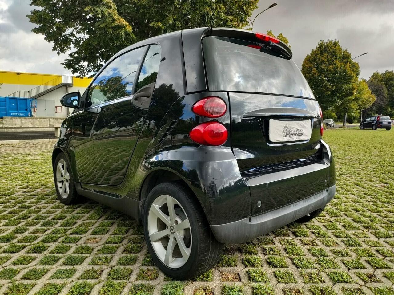 Smart ForTwo 1000 52 kW MHD coup pulse Euro 5