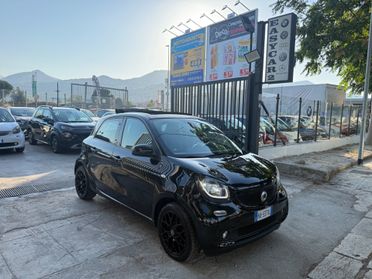 Smart ForFour 60 1.0 Black Passion