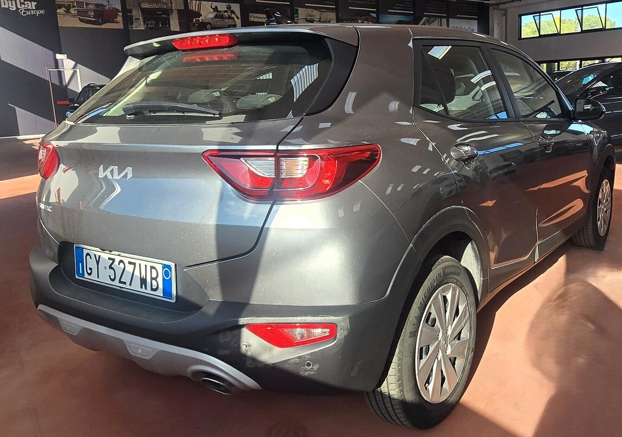 Kia Stonic 1.2 Urban DPI 80 CV (59 kW) - Il Urban Crossover Compatto e Affidabile
