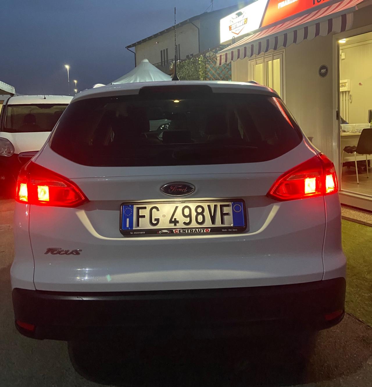 Ford Focus 1.5 TDCi 95 CV SW nuova garanzia12