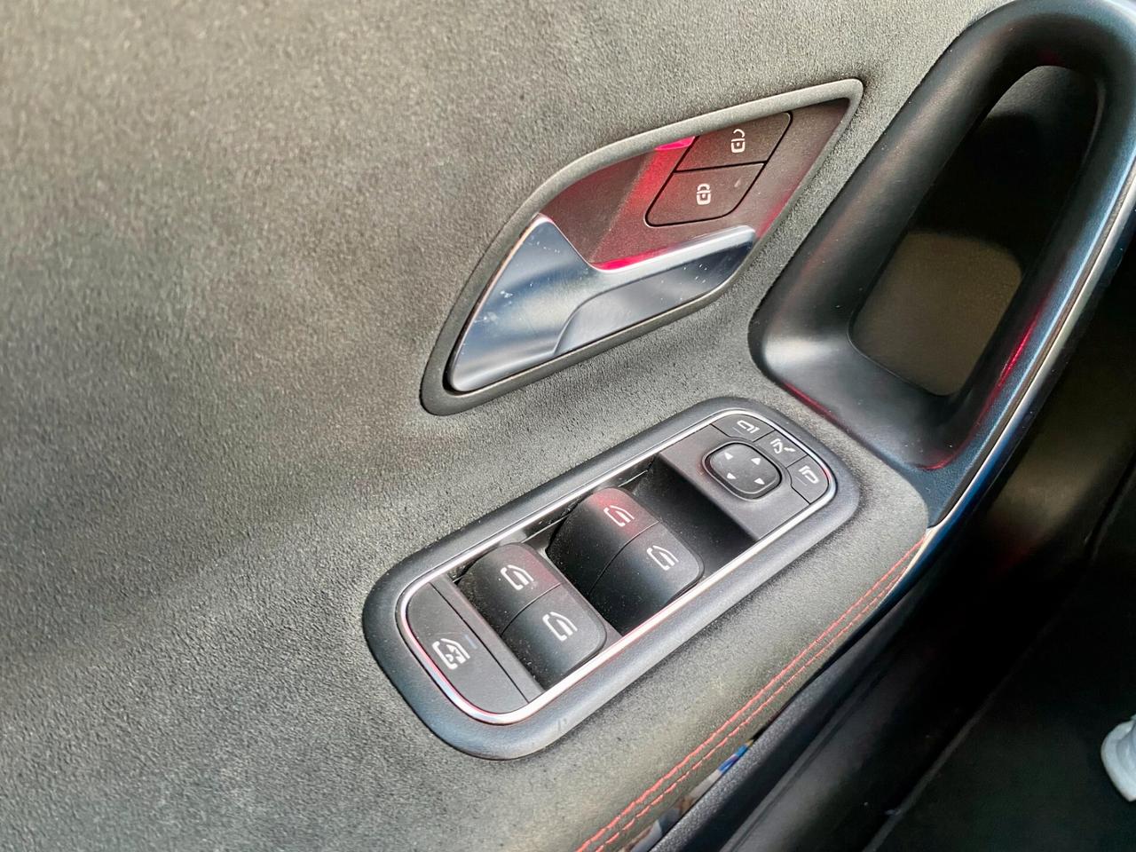 Mercedes-benz A 200 d Automatic Premium 150cv