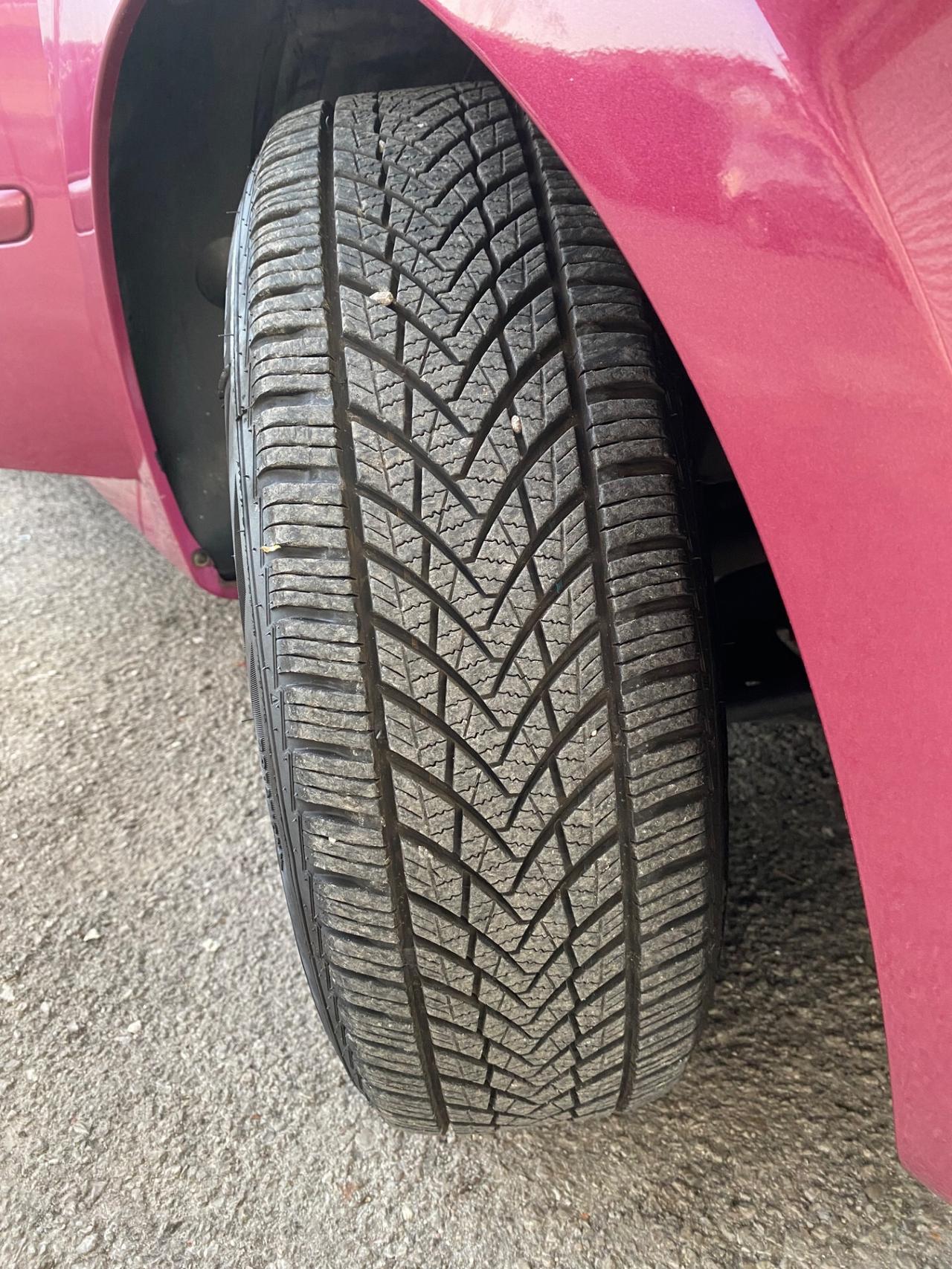 Renault Twingo 1.2 16V benzina 75cv “Live”