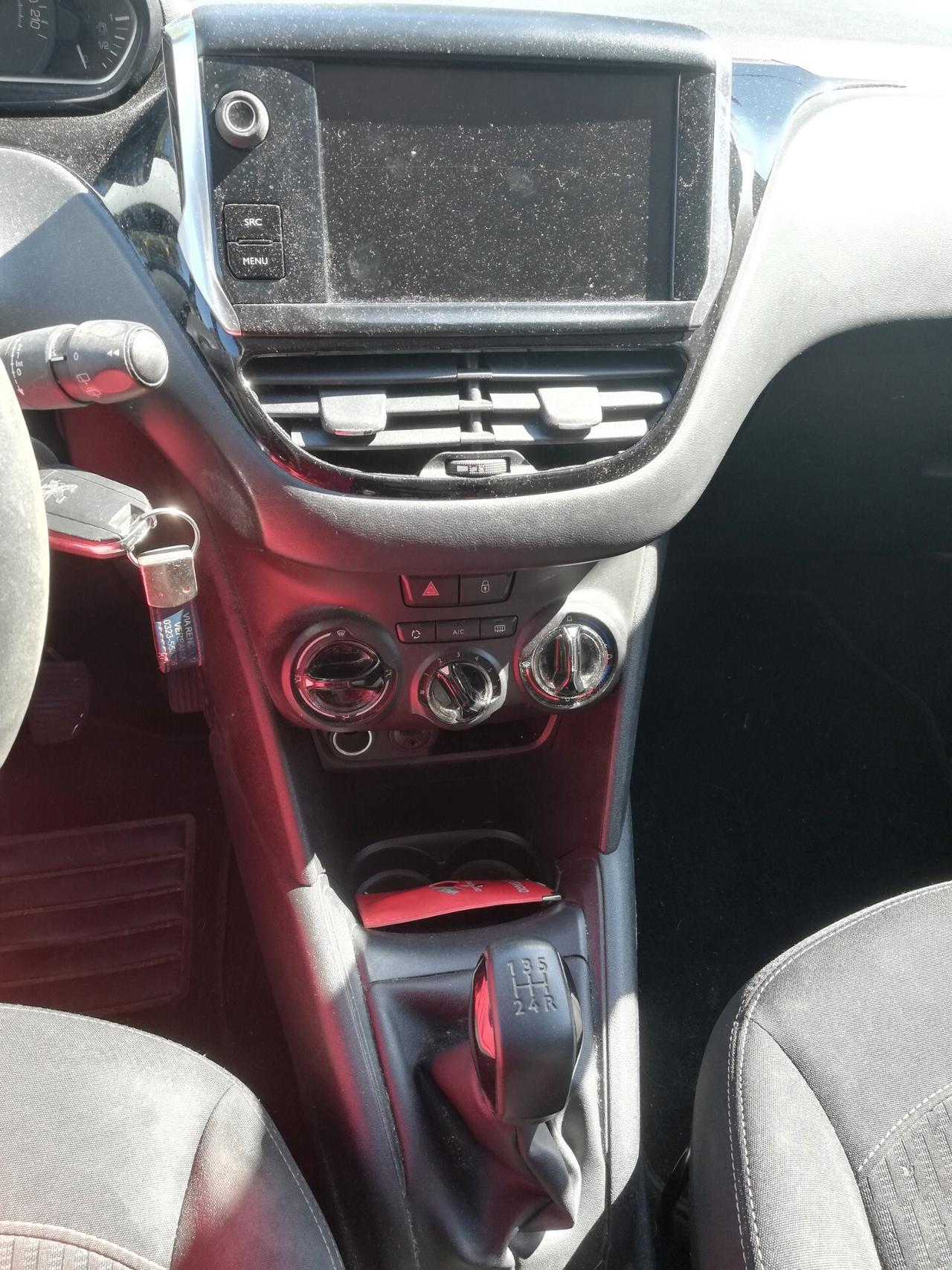 Peugeot 208 PureTech 82CV 5 porte Allure - 2017