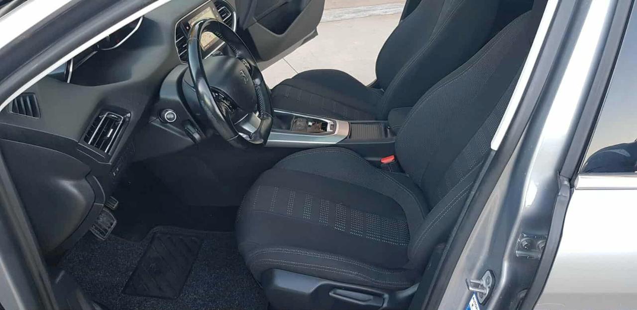 Peugeot 308 BlueHDi 120 S&S EAT6 SW Allure