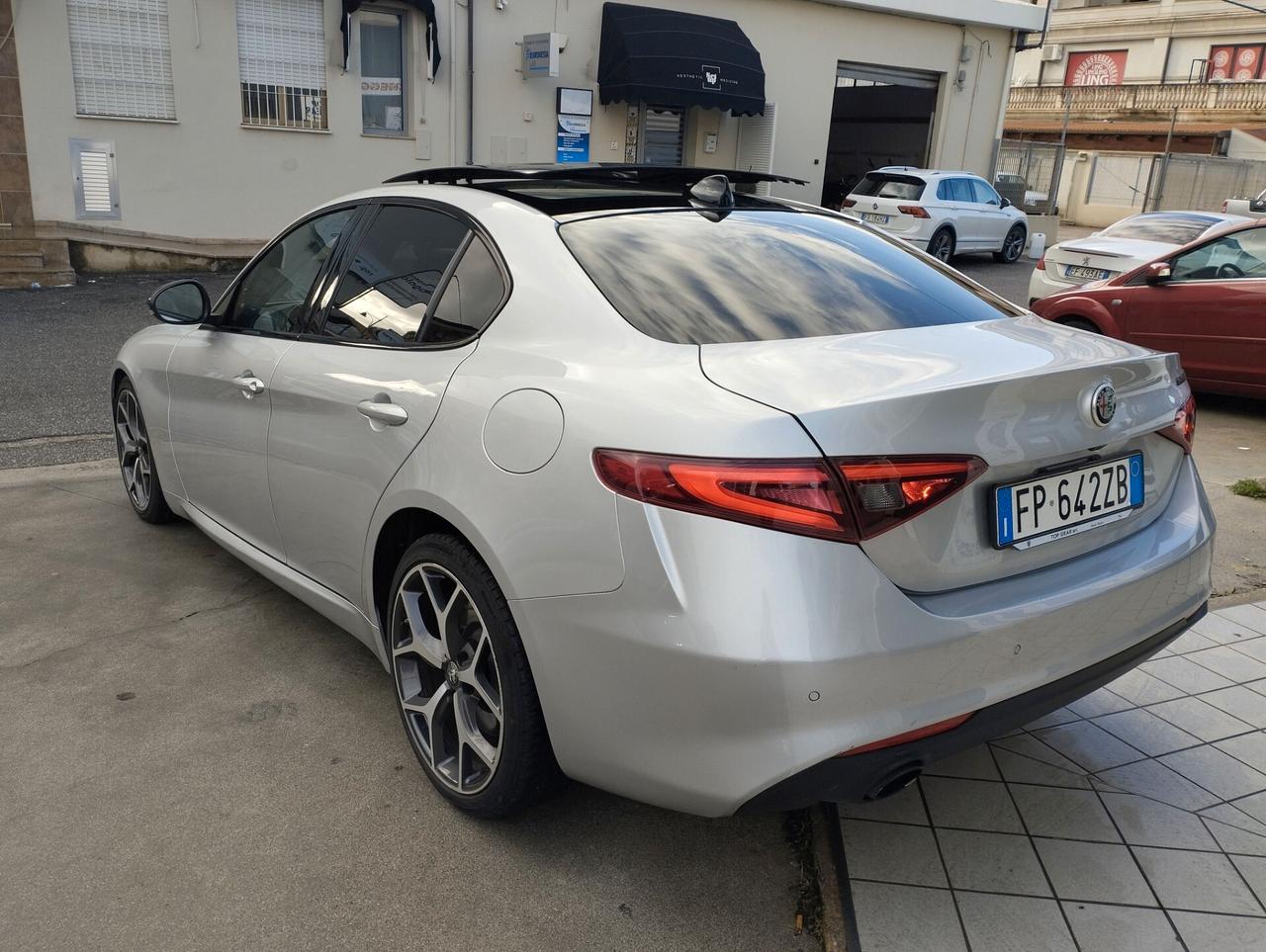 Alfa Romeo Giulia 2.2 Turbodiesel 160 CV AT8