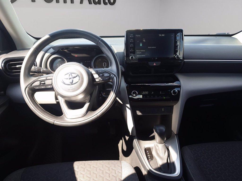 TOYOTA Yaris cross 1.5h active fwd 116cv e-cvt del 2021