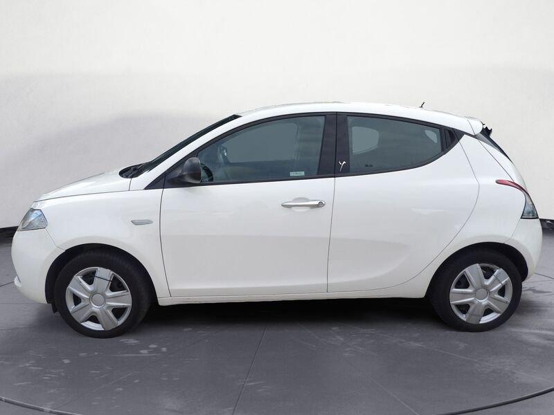 Lancia Ypsilon 1.2 69 CV 5 porte Silver