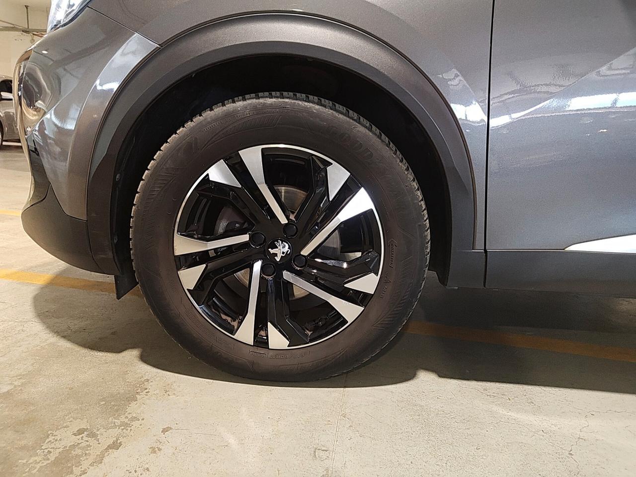 Peugeot 2008 PureTech 130 S&S Allure Pack