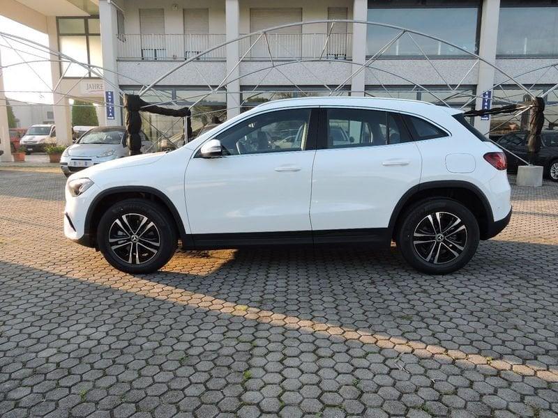 Mercedes-Benz GLA GLA 180 Automatic Advanced KM ZERO