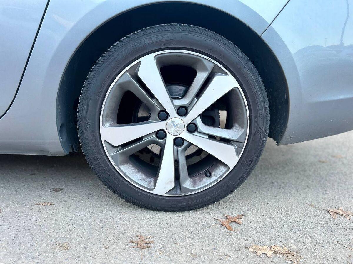 Peugeot 308 Station Wagon 1.6 bluehdi Allure s&s 120cv