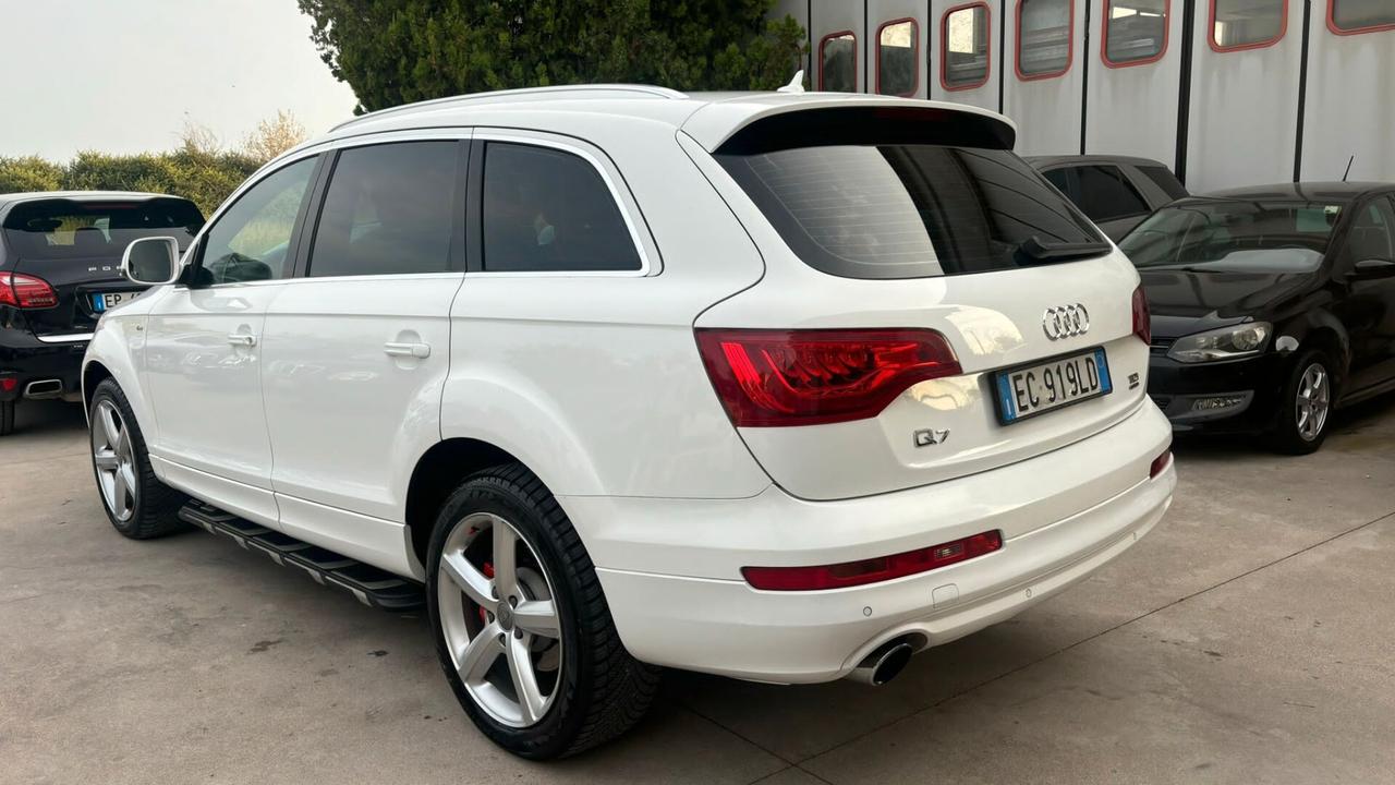 Audi Q7 3.0 V6 TDI 240 CV clean diesel quattro tiptronic 30 years