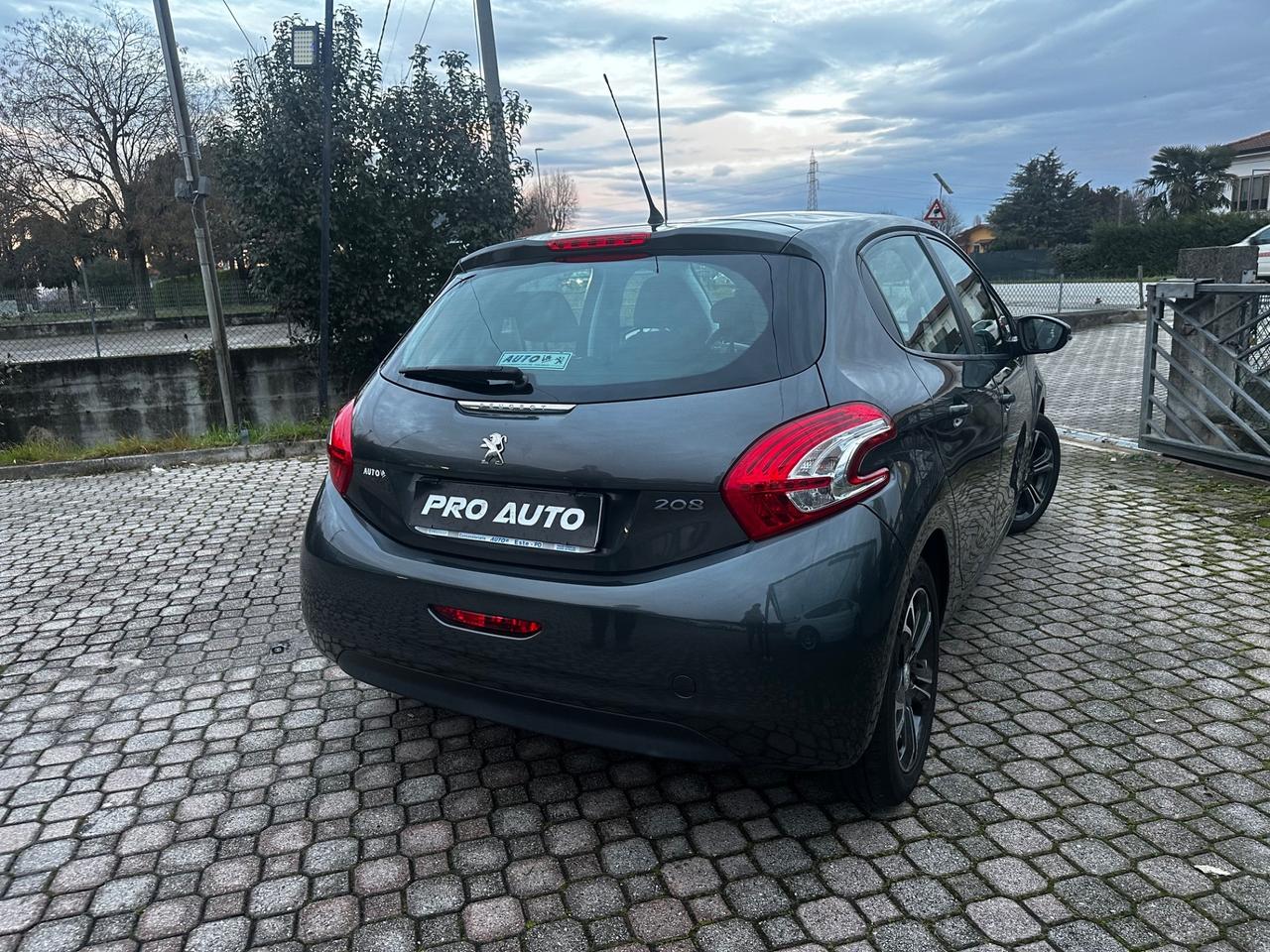 Peugeot 208 1.4 VTi 95 CV 5p. GPL Allure NEOPATENTATI