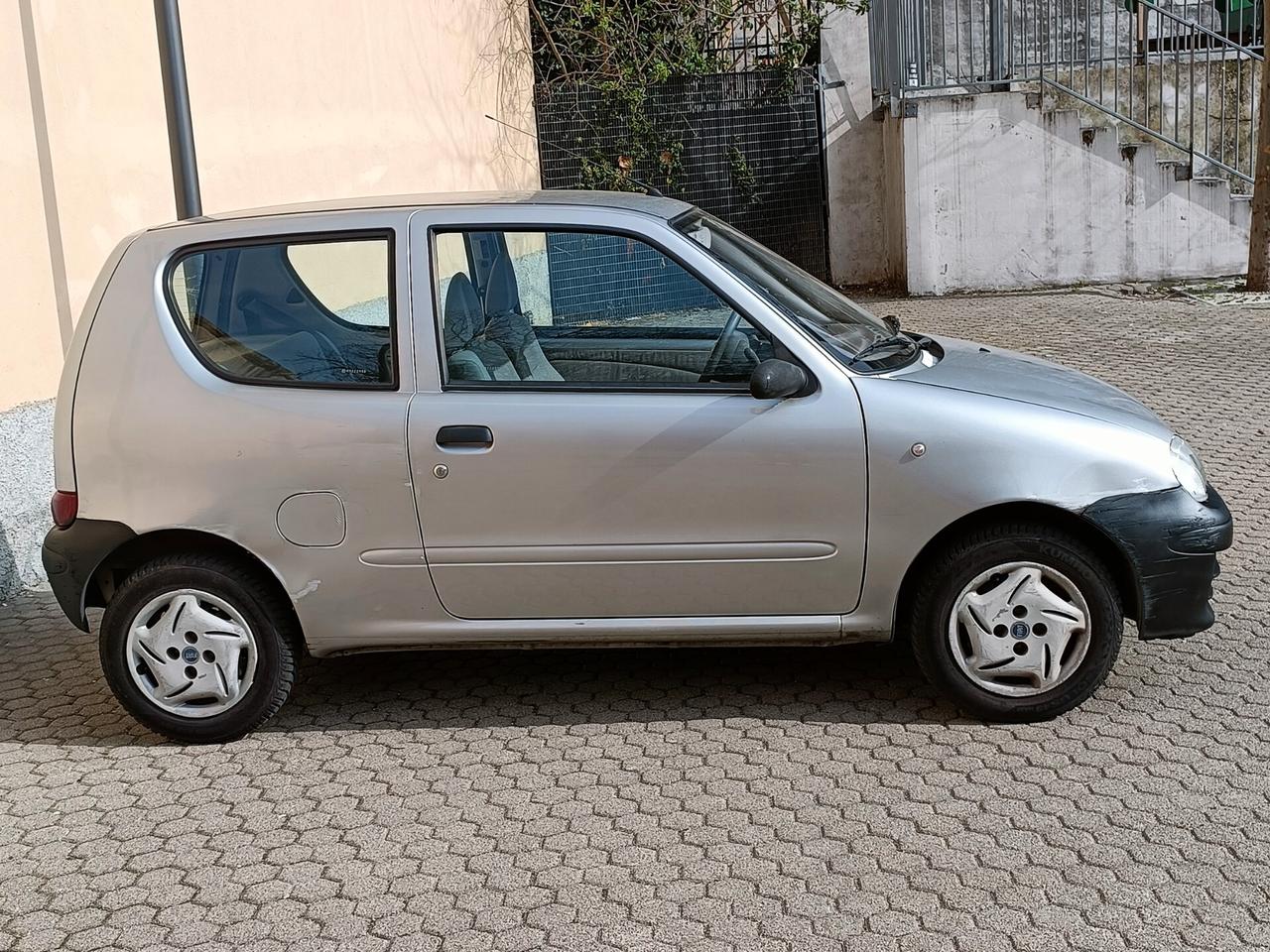 Fiat 600 1.1 Active