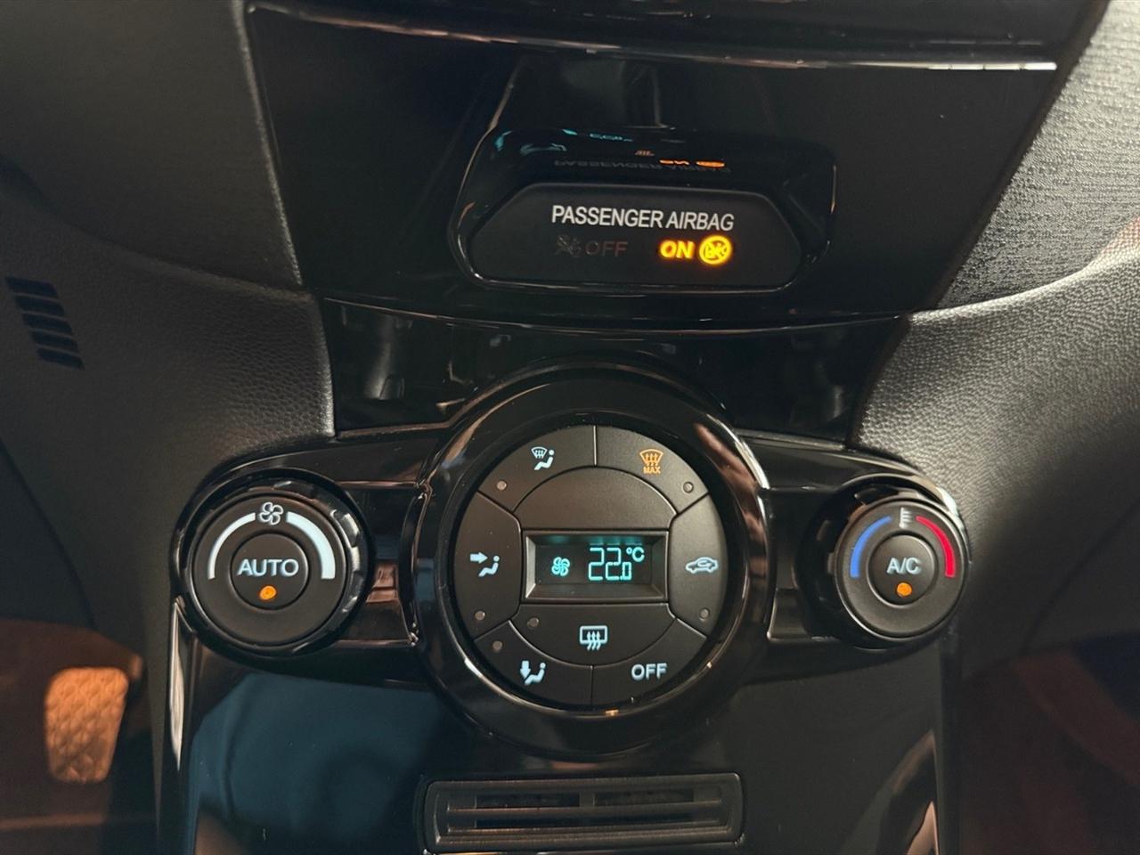 Ford Fiesta 5p 1.0 ecoboost titanium 100cv e6