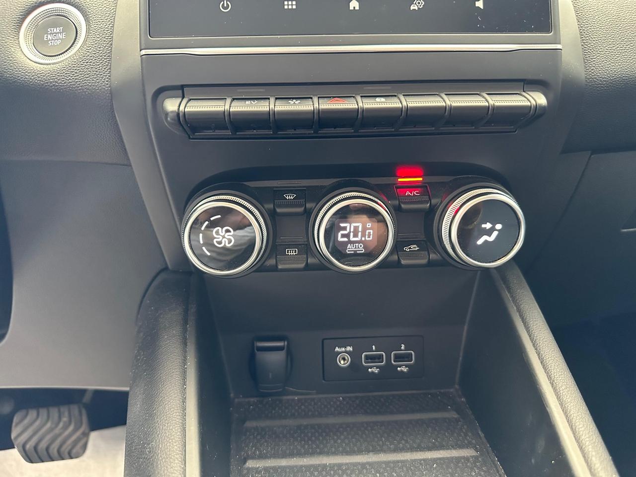 Renault Captur 1.6 e-tech full hybrid techno 145cv auto