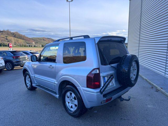 MITSUBISHI Pajero 3.2 16V DI-D 3p. GLS GANCIO TRAINO NO RUGGINE