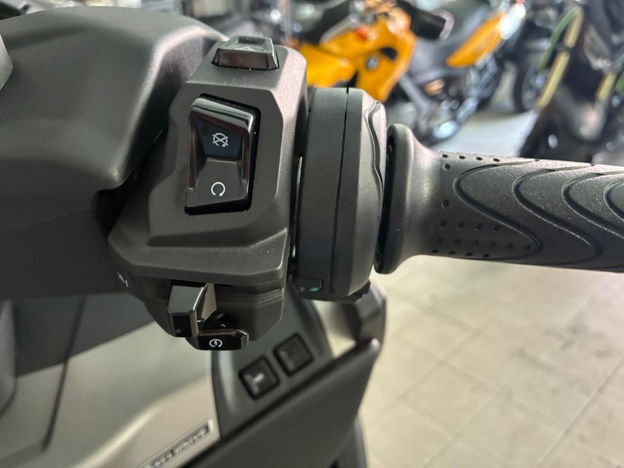 Piaggio MP3 530 hpe ABS