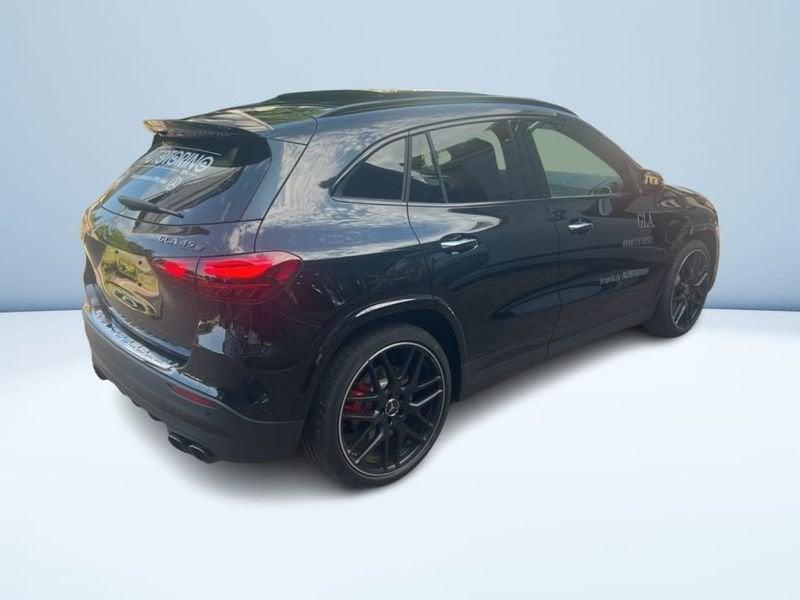 Mercedes-Benz GLA 45 S AMG 4Matic Racing Collection