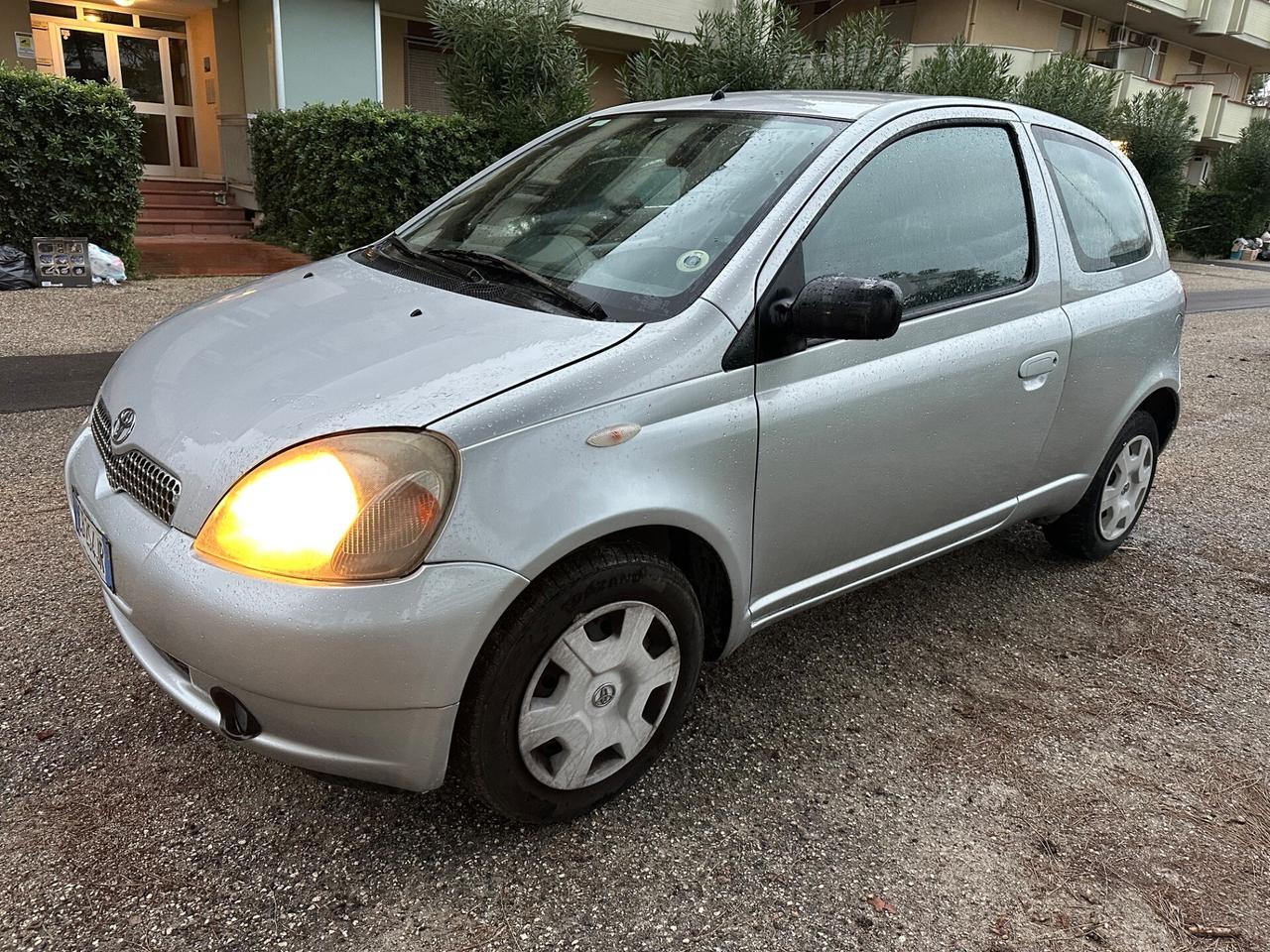 Toyota Yaris 1.3i 16V neopatentati