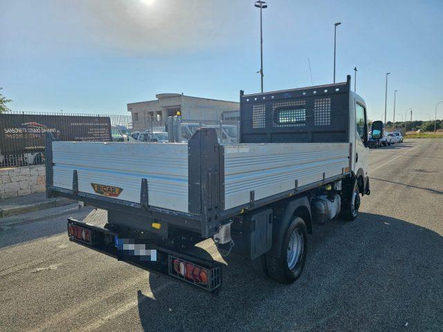 NISSAN Cabstar NT400 35 130CV - RIBALTABILE TRILATERALE