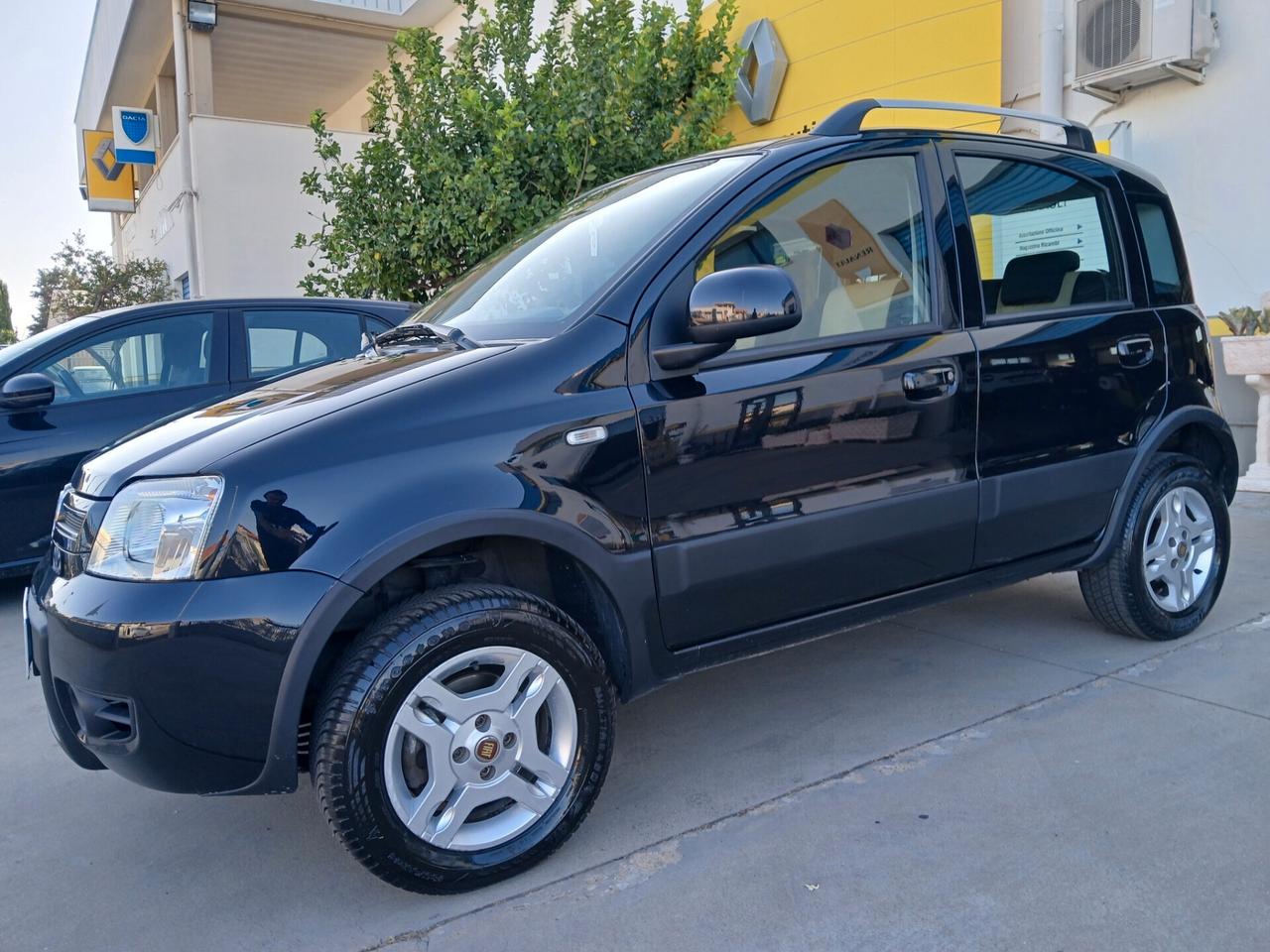 FIAT Panda 4x4 1.300 MultiJet 75cv Km89.400
