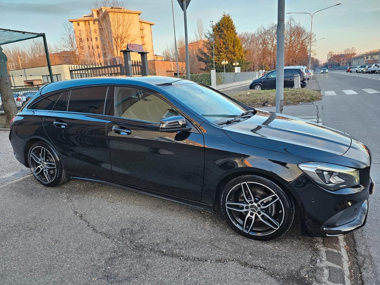 Mercedes-benz CLA 200d 136cv 4Matic Premium*AMG*Euro6*