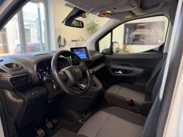 Toyota Proace City 7 posti