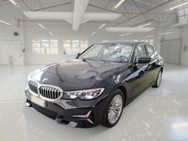 BMW 318 d 48V Luxury