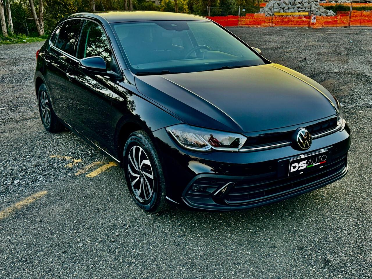VOLKSWAGEN POLO 1.0 80 CV TSI LIFE ANNO 2023 KM 5000