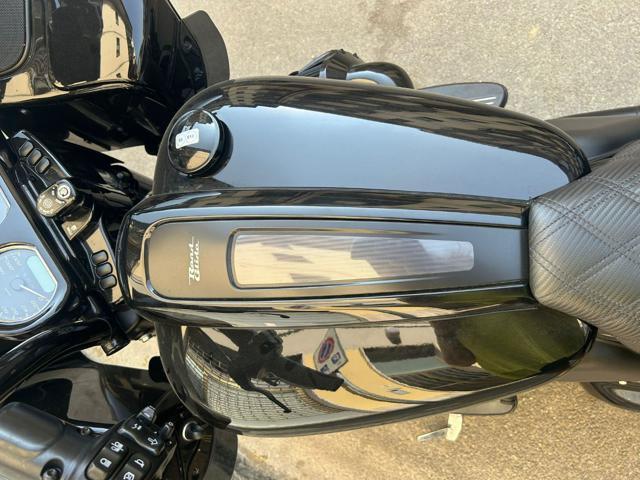 HARLEY-DAVIDSON CVO Road Glide ST