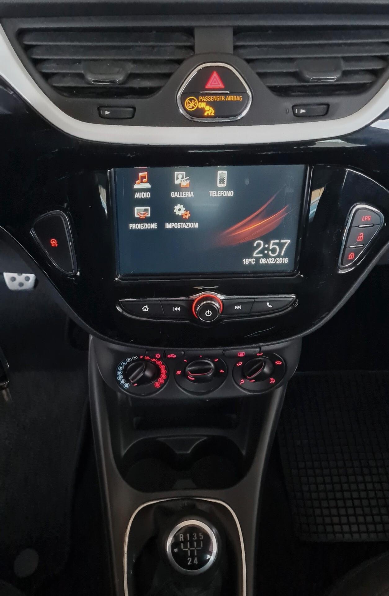 Opel Corsa (UNICOPROPRIETARIO)1.4 90CV GPL Tech 5 porte b-Color