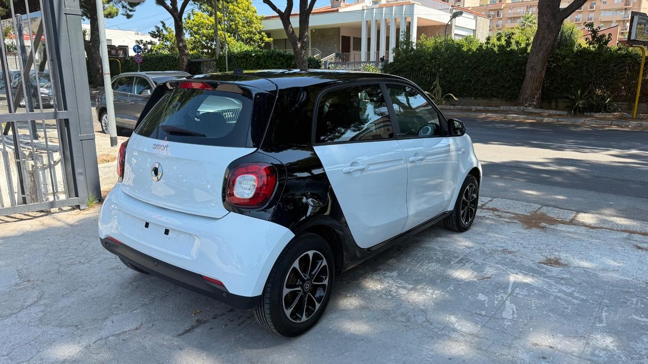 Smart ForFour 70 1.0 Passion