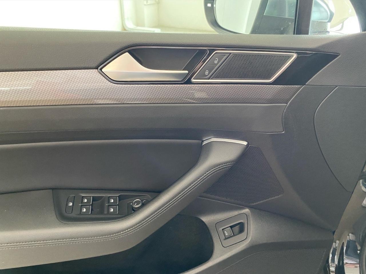 Volkswagen Passat alltrack 2.0 tdi 4motion 190cv dsg my18