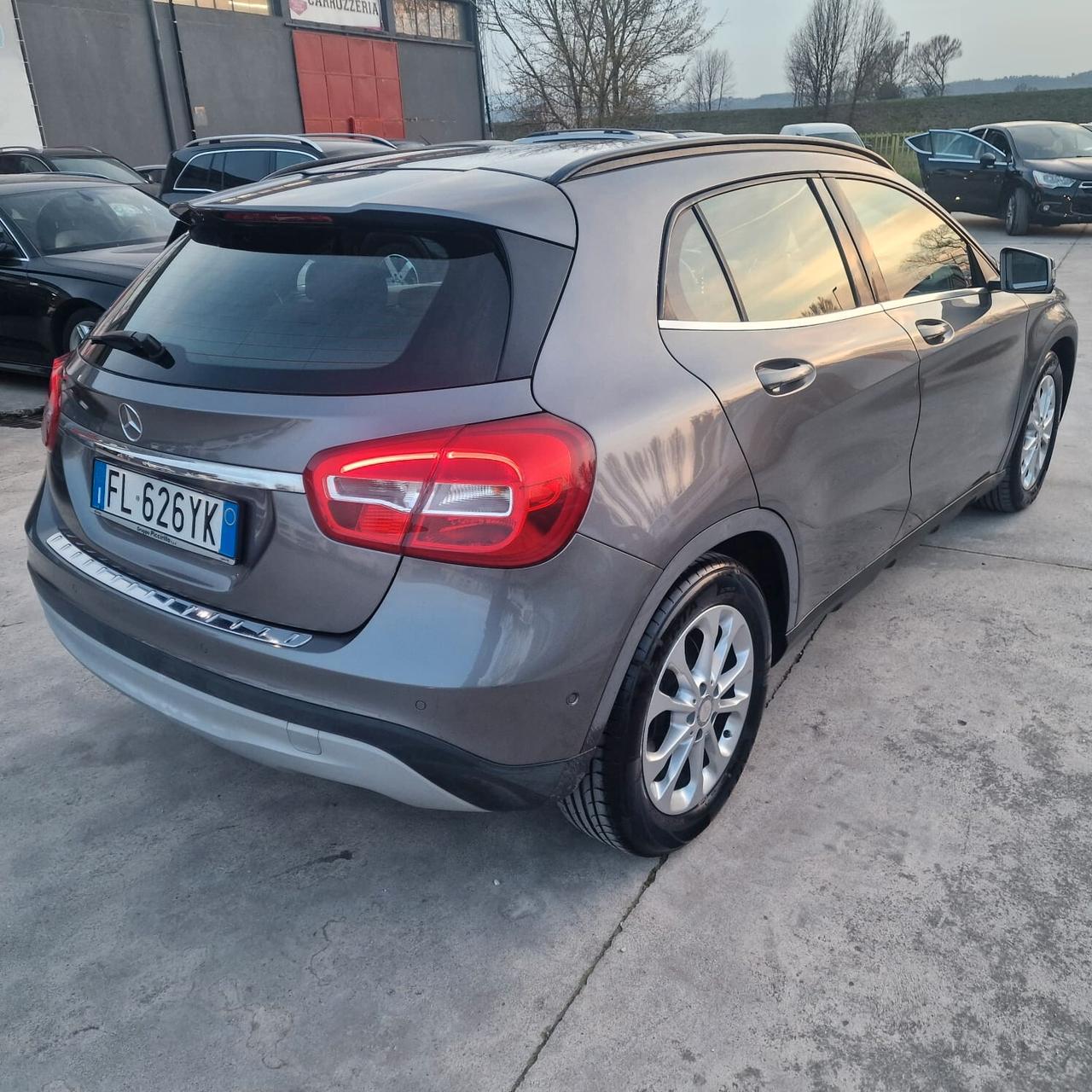 Mercedes-benz GLA 180 d Premium IMPECCABILE