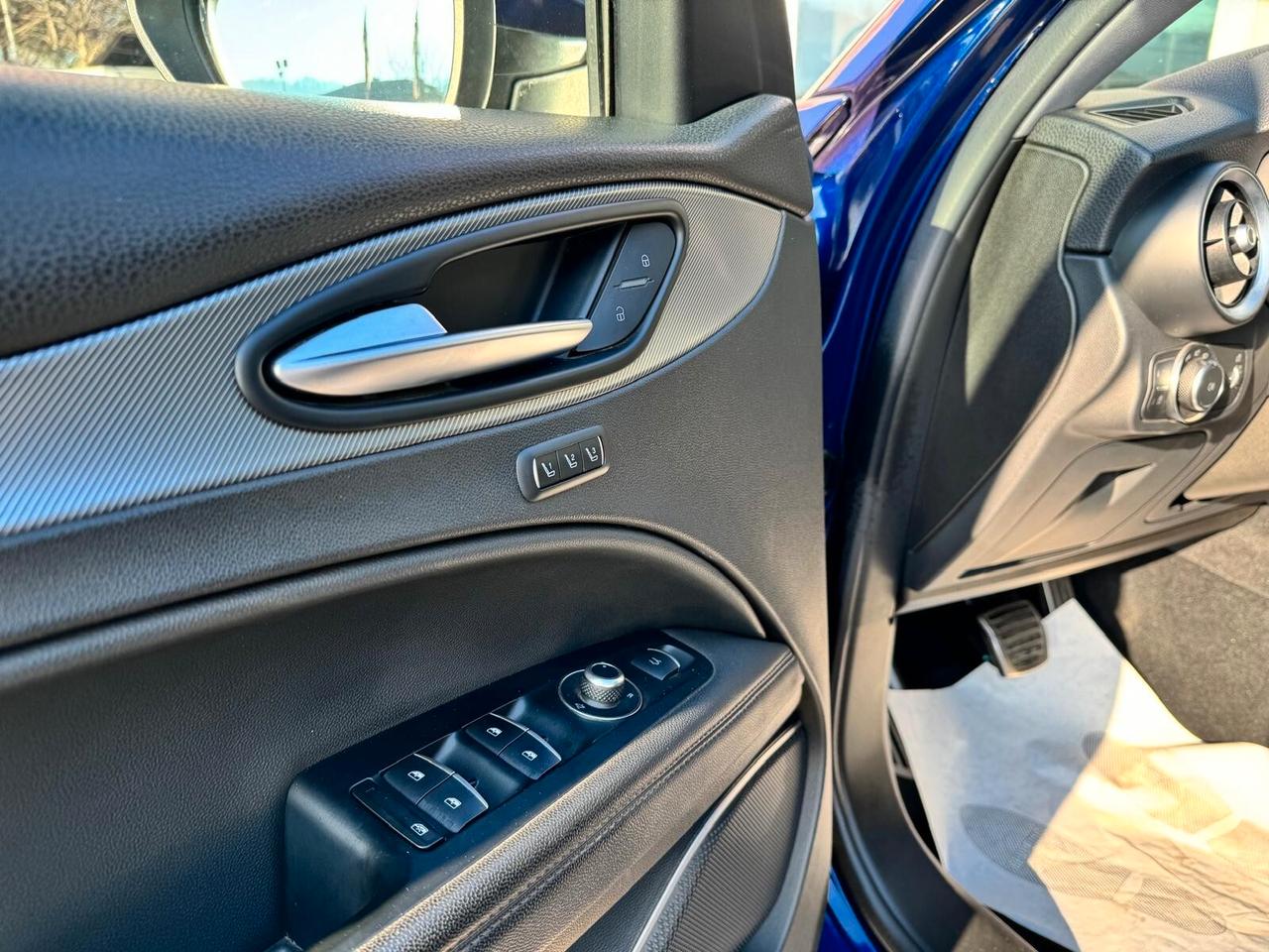 Alfa Romeo Stelvio 2.2 Turbodiesel 190 CV AT8 Q4 B-Tech