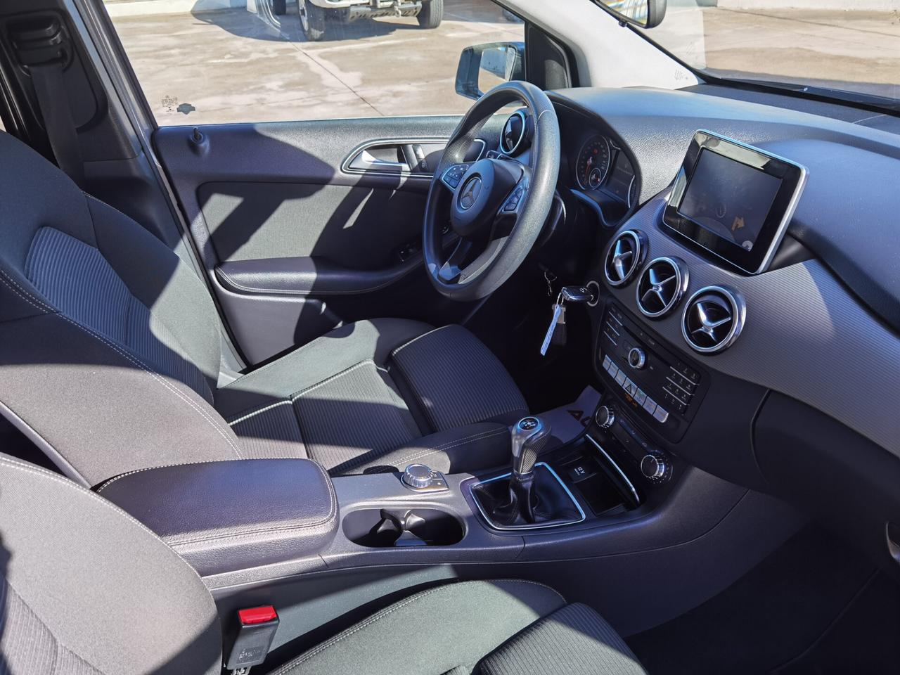 Mercedes-benz B 180 d Business