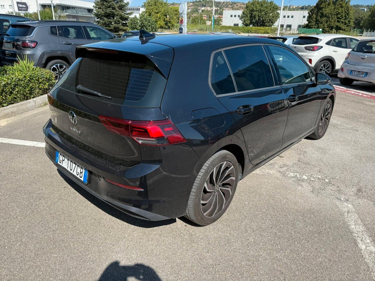VOLKSWAGEN GOLF VIII 1,5 TGI 130 CV LIFE MY21 MAN 5P