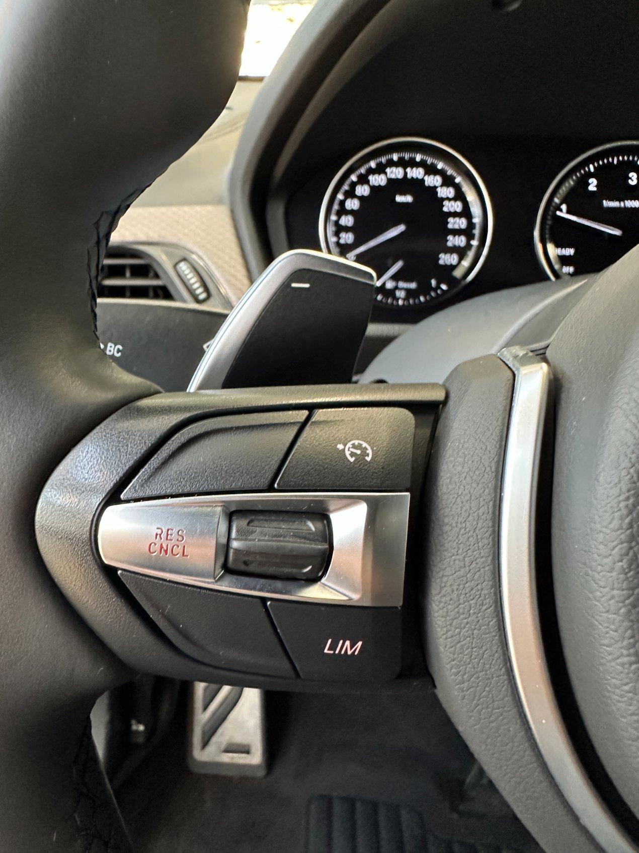 BMW X2 xdrive18d Msport auto-LED-19"-Camera-Carplay