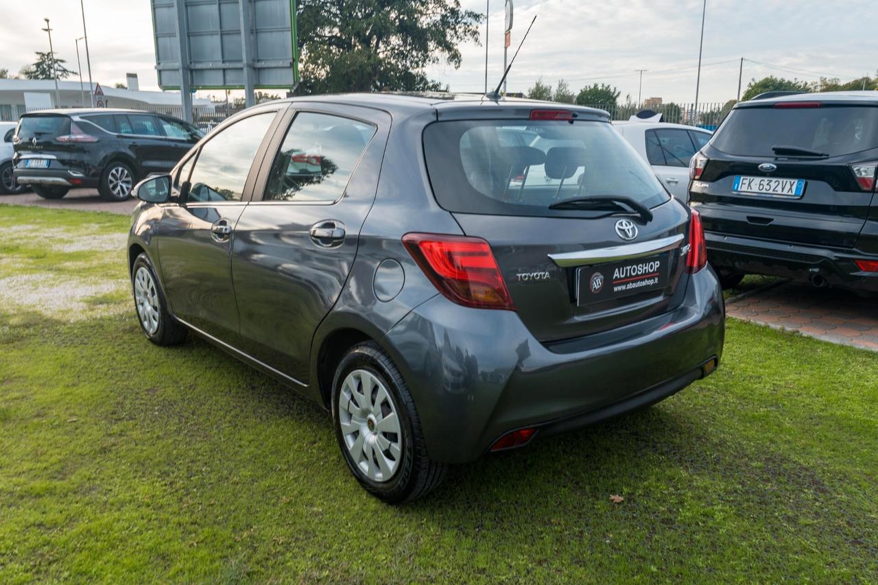 Toyota Yaris 1.0 5 porte Active