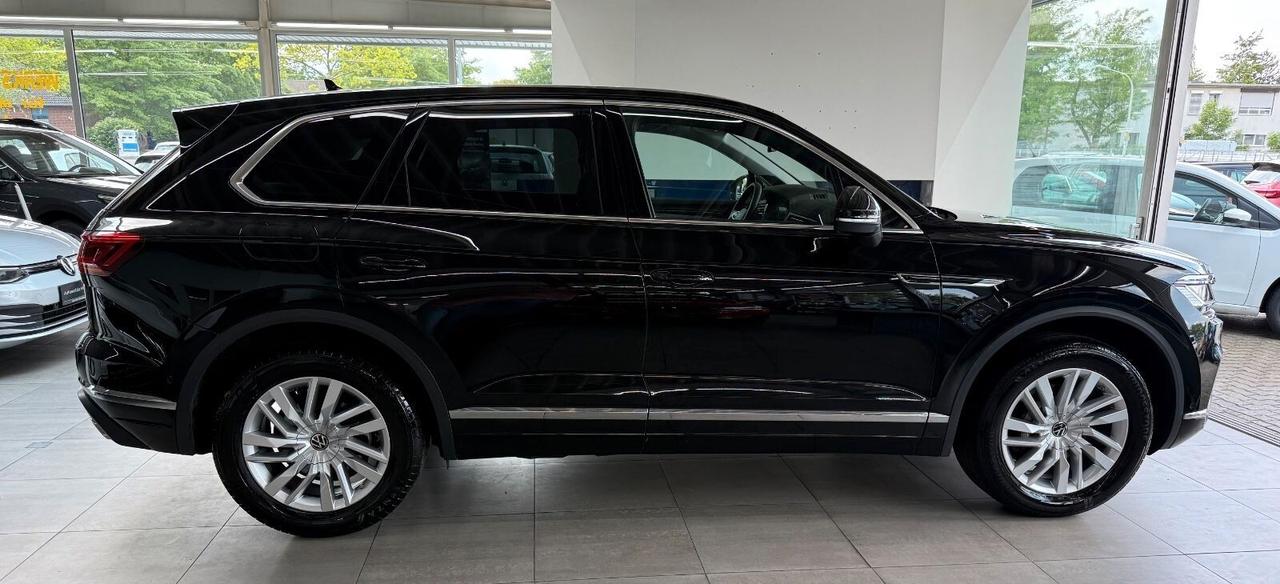 Volkswagen Touareg 3.0 TDI Elegance Navi*Matrix*Dynaudio*