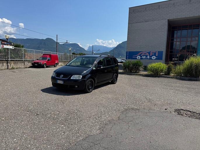Volkswagen Touran 1.9 TDI 105CV Conceptline