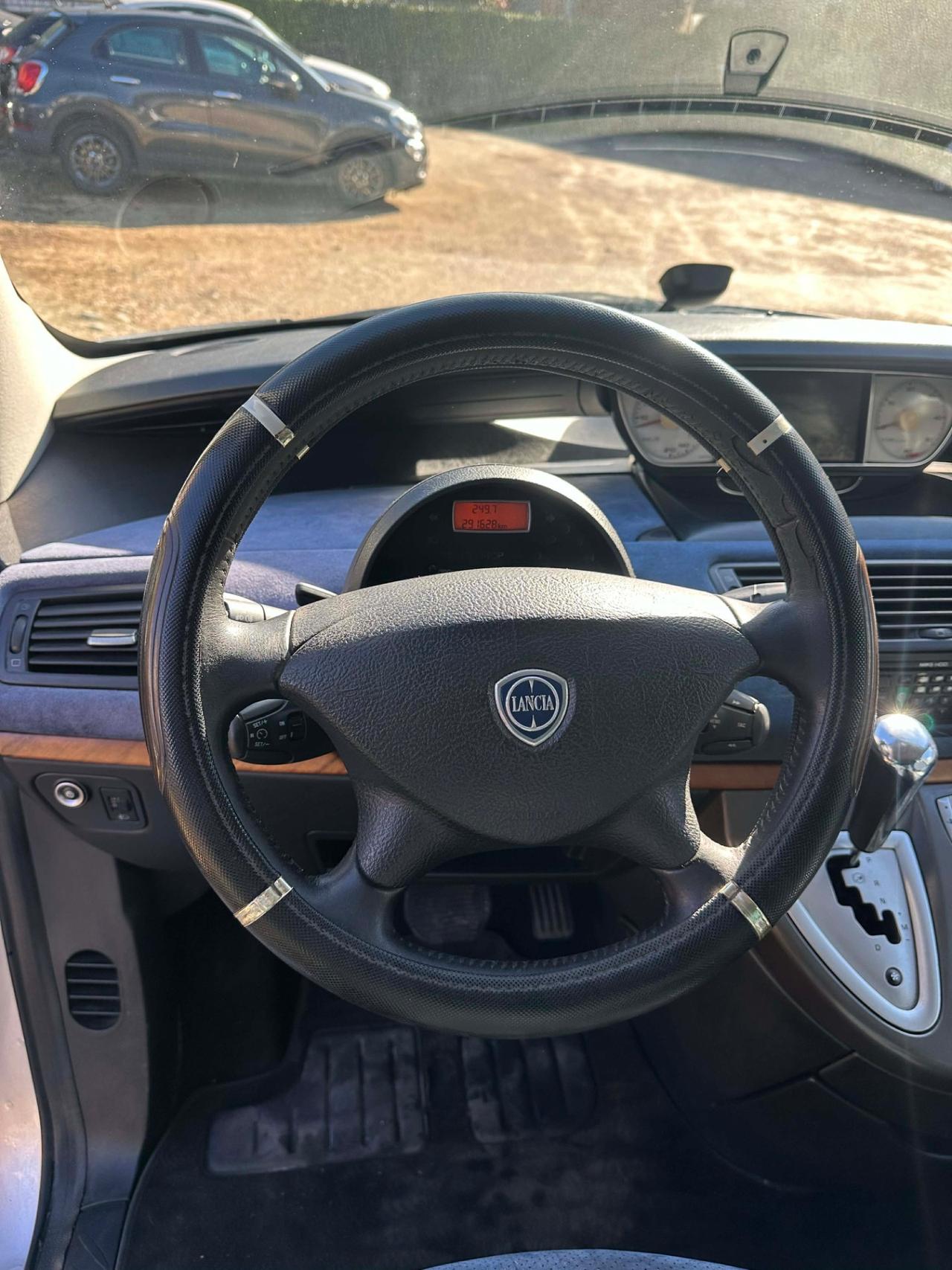 Lancia PHEDRA 2.2 MJT PLATINO 7POSTI KMCERT UNICOPR