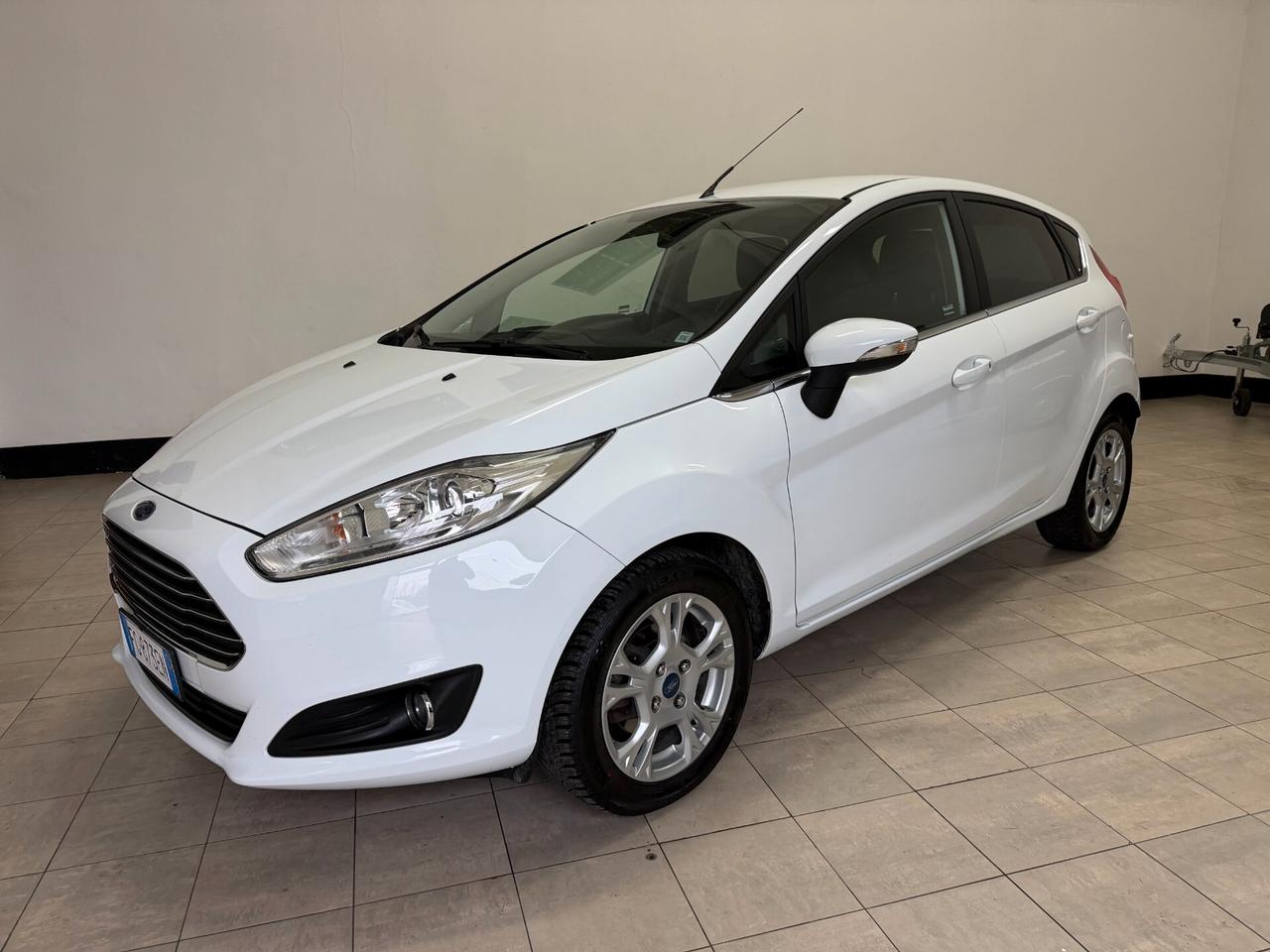 Ford Fiesta 1.4 5p. Bz.- GPL Titanium 12/2016 OK NEOPATENTATI