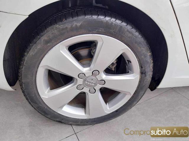 AUDI A3 1.6 TDI S tronic Business