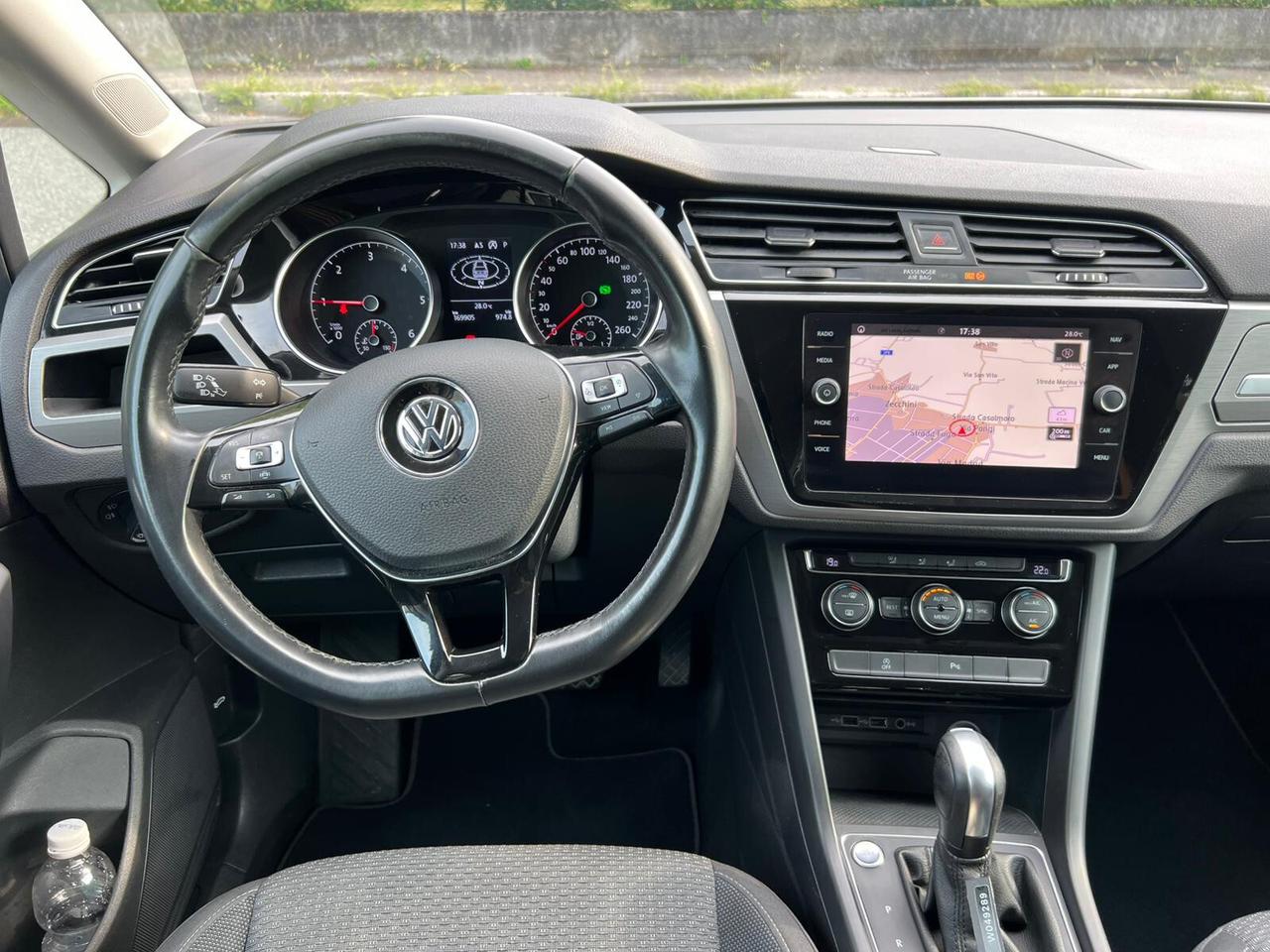 Volkswagen Touran 2.0 TDI 150 CV SCR DSG Business BlueMotion Technology