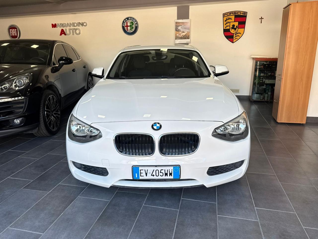Bmw 116d 5p. Urban