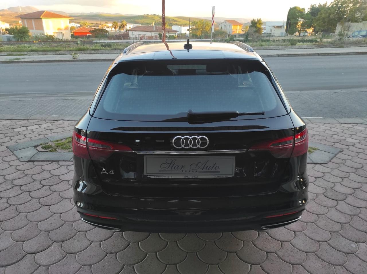 Audi A4 Avant 30 TDI/136 CV S tronic