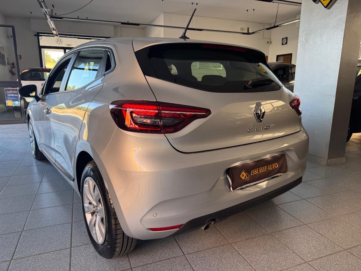 RENAULT CLIO dCi 8V 85CV 5p. Business UNICO PROP/ IVA DEDUCIBILE/ CARPLAY/ NAVIGATORE