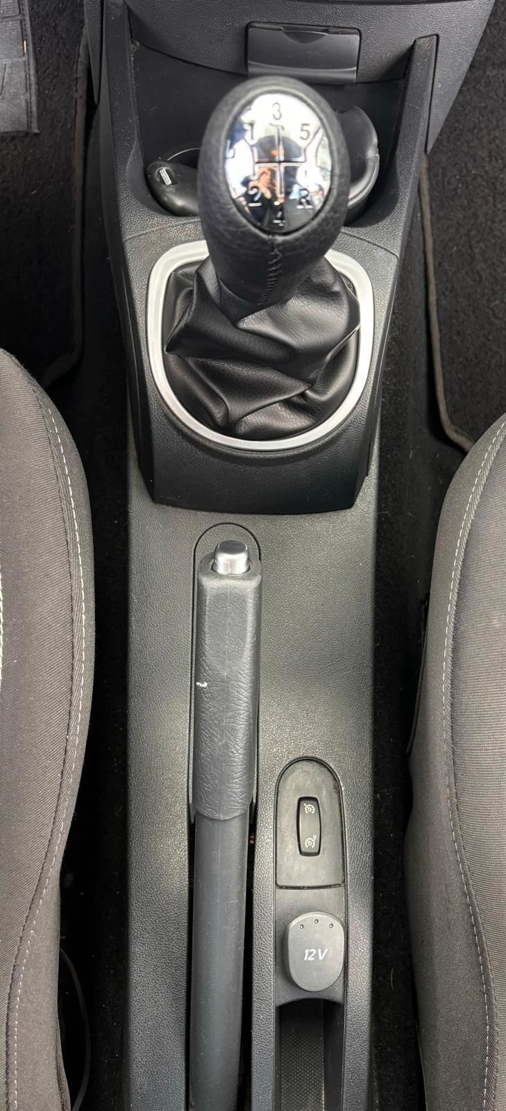 Renault Clio 1.2 16V 5 porte Luxe