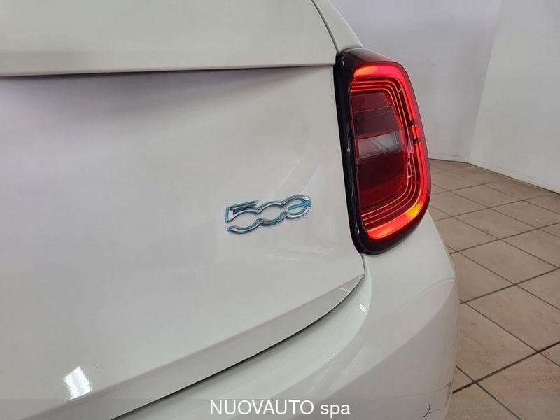 FIAT 500 Electric La Prima 3+1 118cv